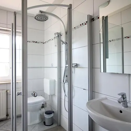 Ferienhaus Nora Eg 1 *