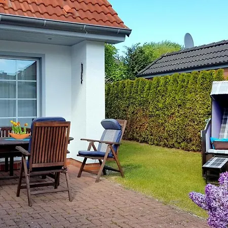 Ferienhaus Nora Eg 1 *